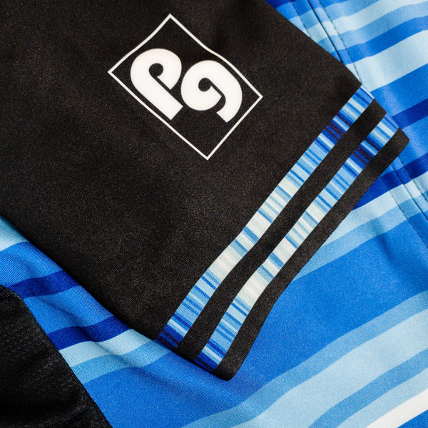 pritygrity Cool Blue short sleeve cycling jersey sleeve detail